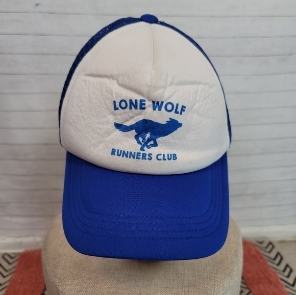 LONE WOLF RUNNERS CLUB VINTAGE HAT - Picture 1 of 10